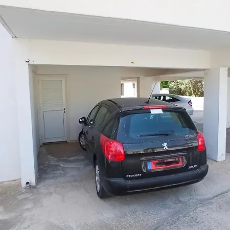 Privatunterkunft Luxury Private -sea View, Netflix, Gym- 5 Min From Beach! - Private In Shared