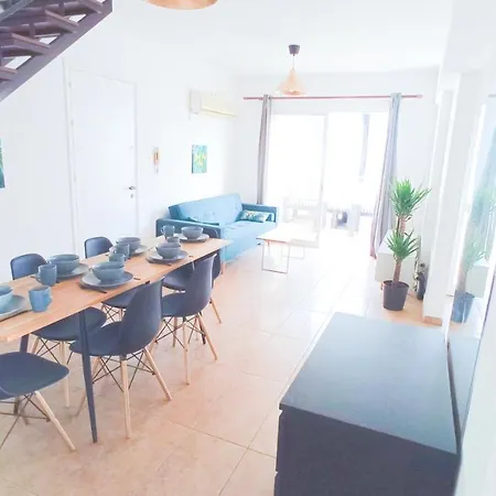 Luxury Private -sea View, Gym- 5 Min From Beach! - Private In Shared Séjour chez l'habitant