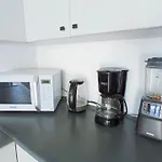 Luxury Private -sea View, Gym- 5 Min From Beach! - Private In Shared 民宿