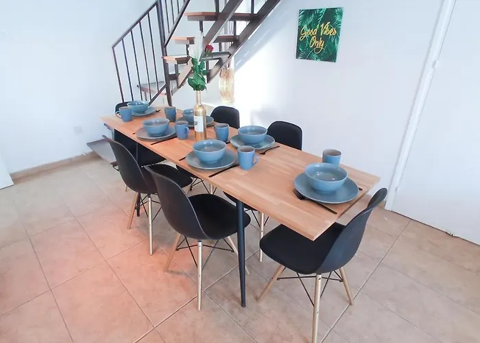 Luxury Private -sea View, Gym- 5 Min From Beach! - Private In Shared Rum i privatbostad