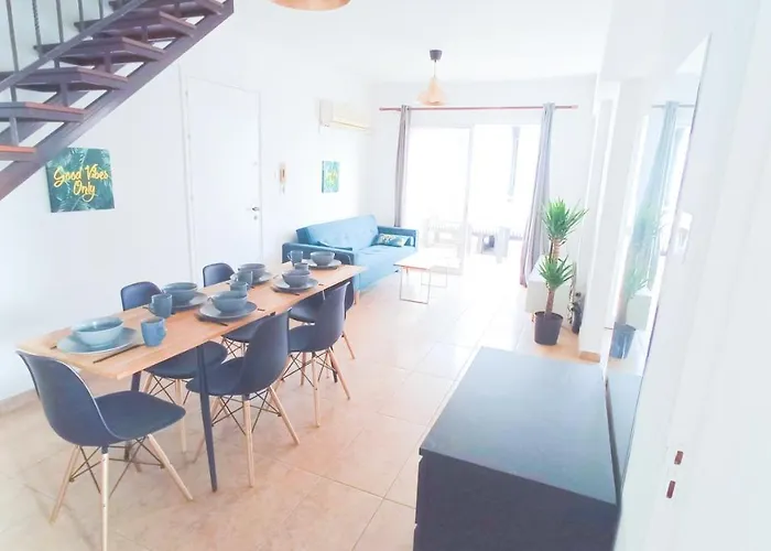 Luxury Private -sea View, Gym- 5 Min From Beach! - Private In Shared Rum i privatbostad